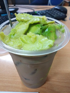 Foto resep Es Alpukat kerok Milo