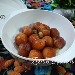 A picture of Badami Bread Gulab Jamuns.