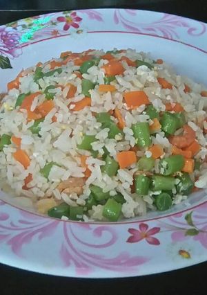 Hình của món Cơm chiên thập cẩm.
