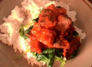 Foto resep Paruh sapi rica-rica dengan bayam