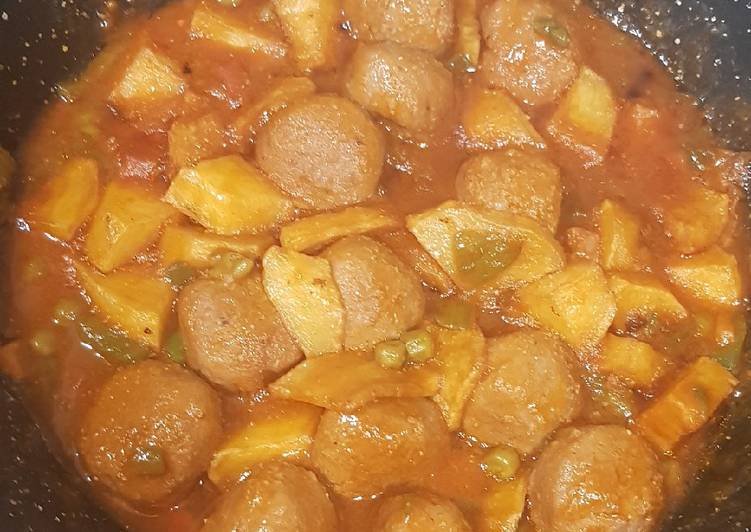 Albóndigas en salsa