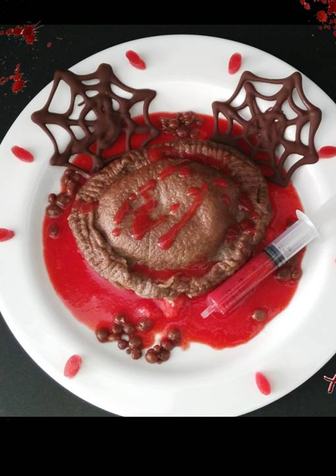 Una foto de Ravioli gigante en salsa sangrienta