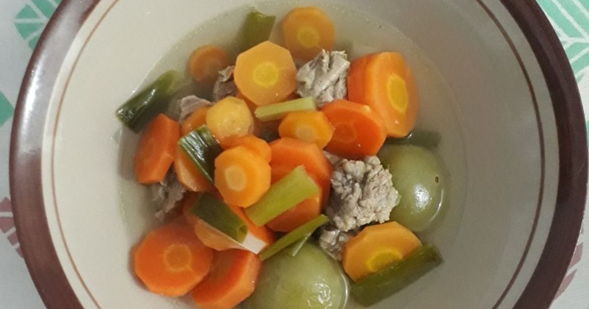 Resep Sop Bening Daging Sapi Simple oleh Mita Andri Any - Cookpad