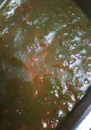 A picture of Green Coriander chutney.