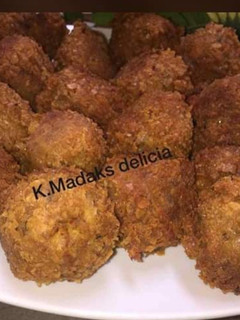 A picture of Crispy fish balls.