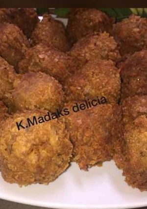 A picture of Crispy fish balls.