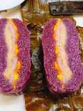 Bánh tét Wrapped Like Bánh Chưng