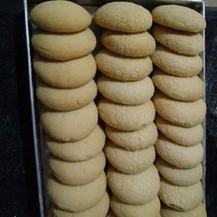 A picture of Butter cookies.