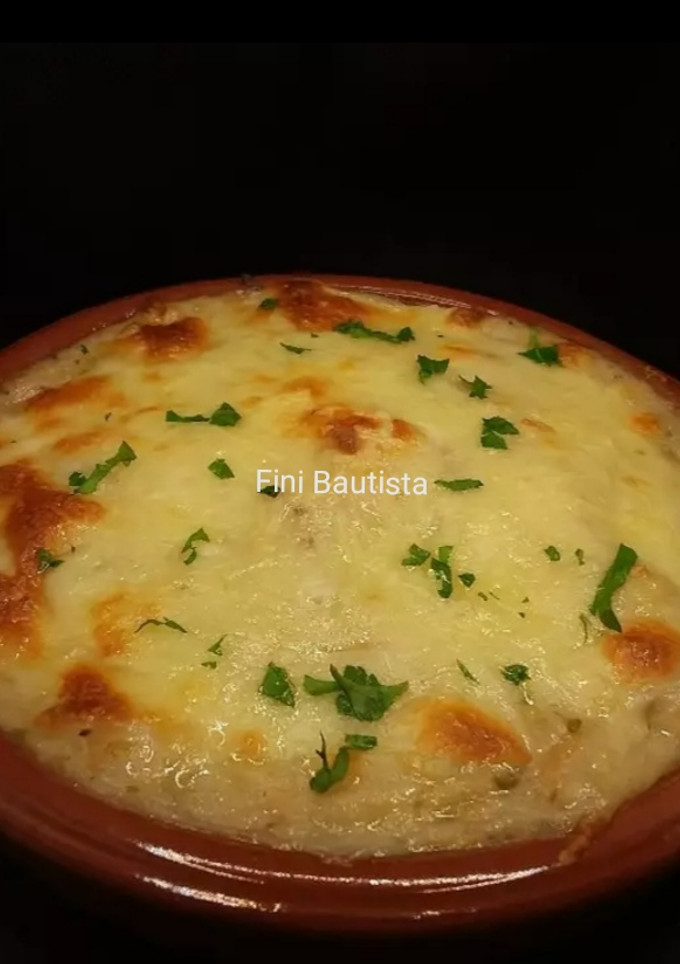 Una foto de Patatas gratinadas con atún