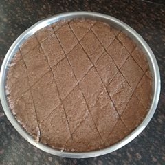 A picture of Ragi sukhdi (gur papdi).