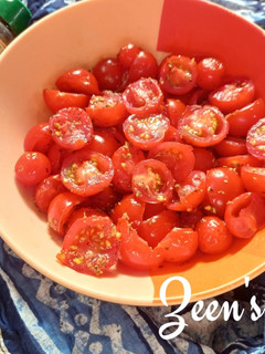 A picture of Cherry Tomato Salad with Oregano.