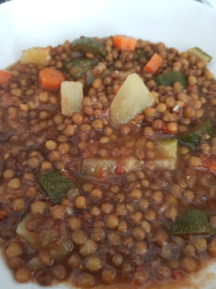 Una foto de Lentejas con verduras