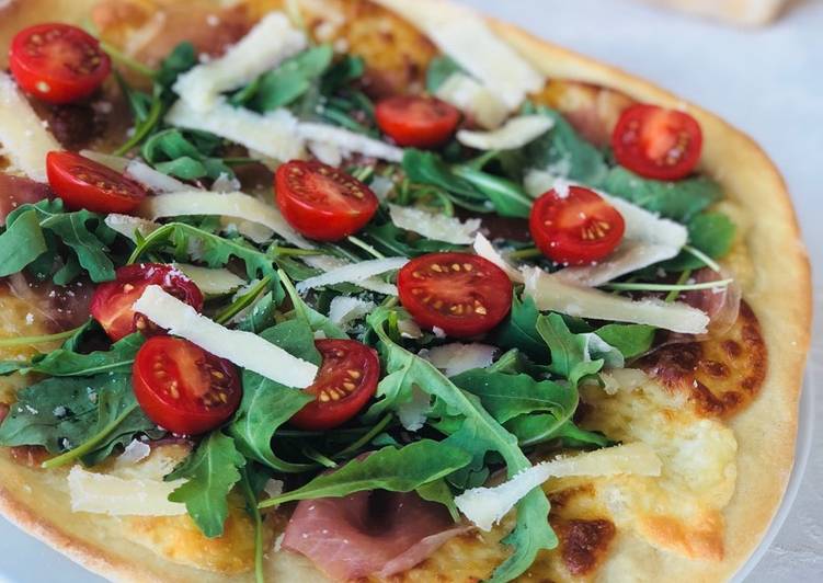 Prosciutto Crudo Pizza Lili Onodi receptje Cookpad receptek