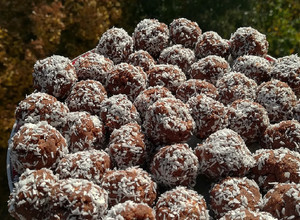 Cukormentes 10 perces kókuszgolyó recept fotója