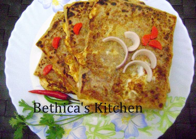 Recipe of Ultimate Baida Roti (Stuffed Egg Keema Paratha)