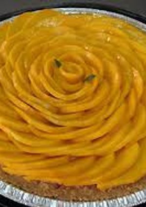 Una foto de Pie de Mango Fácil y Con Ingredientes Fáciles de Conseguir#Recetadeldia