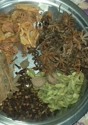 A picture of Biryani masala(star ingredient).
