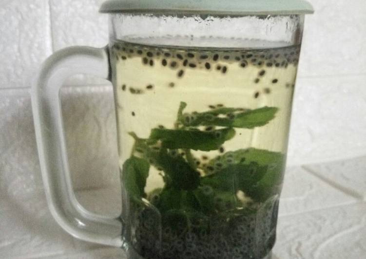 Resep Minuman Selasih +daun mint segerr Enak dan Antiribet