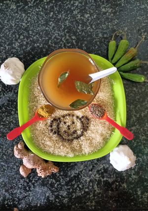 சூப்பரான முருங்கைக்கீரை காம்பு சூப் 👌👌👌 (murungai Keerai Kambu Soup Recipe inTamil) செய்முறை முக்கிய புகைப்படம்