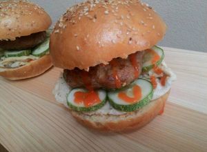 Hình của món Bánh Hamburger đơn giản.