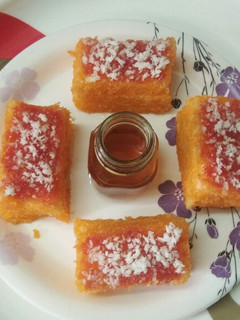 இன்ஸ்டன்ட் பிரட் ஹனி கேக் (Instant bread honeycake recipe in tam செய்முறை முக்கிய புகைப்படம்