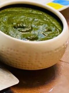 धनिया-पुदीना चटनी (Dhaniya pudina chutney recipe in hindi) रेसिपी मुख्य फोटो