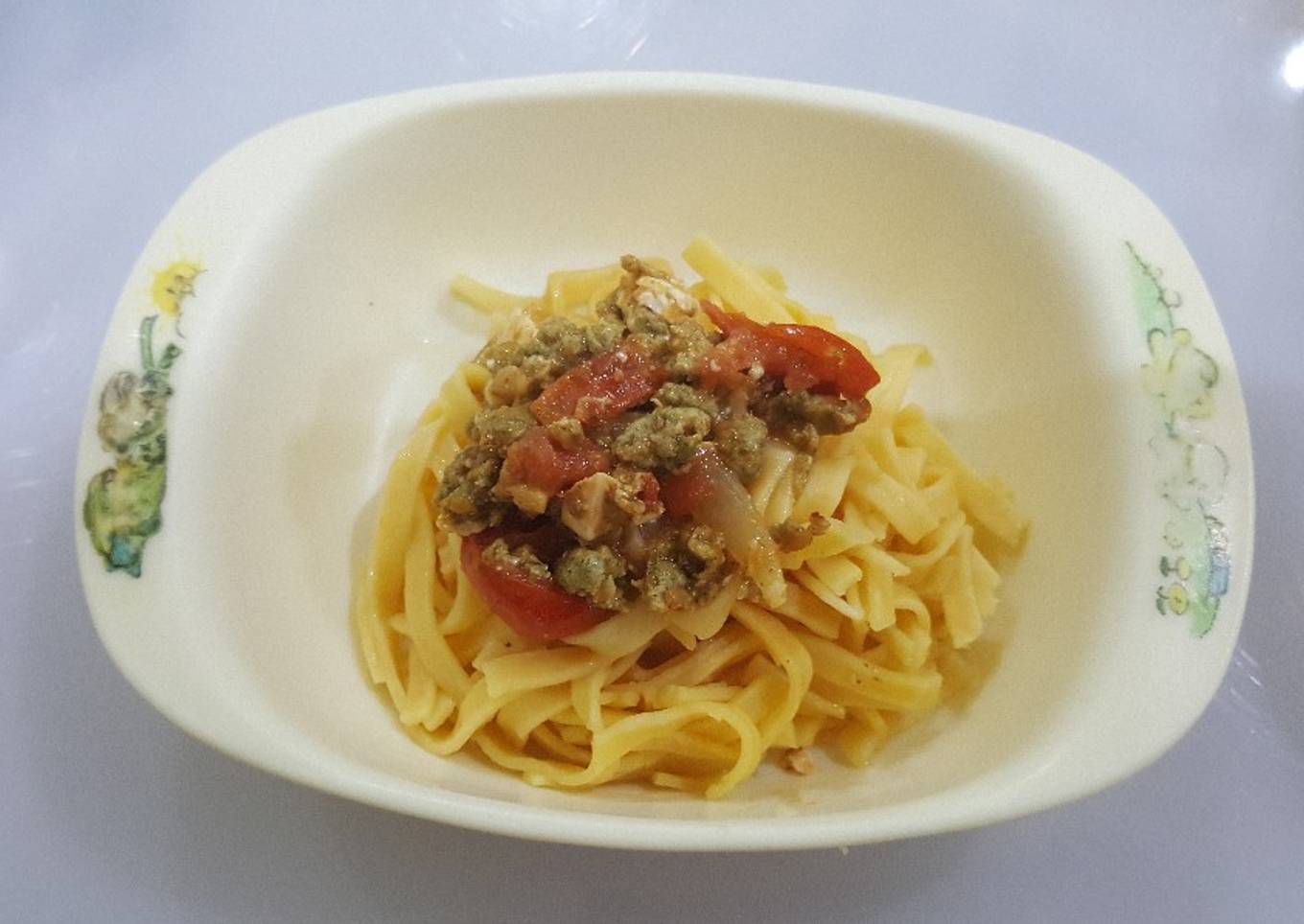 Spaghetti bolognese for baby 1yo
