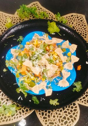 A picture of Farfalle pasta 🍝 (Butterfly pasta 🍝).