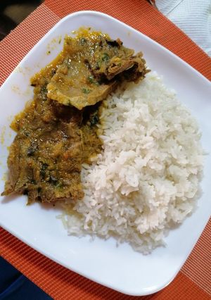 Una foto de Lengua de res guisada