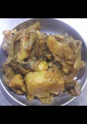 ग्वार फली की सब्जी (gwar phali ki sabzi recipe in Hindi) रेसिपी मुख्य फोटो