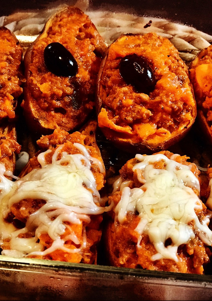 Una foto de Batatas rellenas de carne 🍠🍠