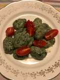 Gnudi con ricotta e pomodorini