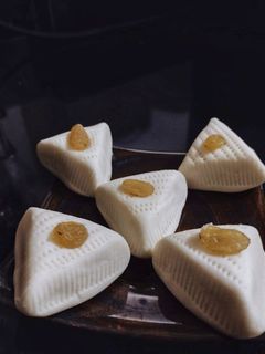 মাখা সন্দেশ (makha sandesh recipe in Bengali) রেসিপির প্রধান ছবি