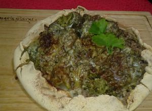 Una foto de Tarta o Galette de Brócolis y Pimiento Verde.💯