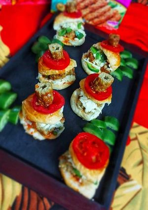 A picture of Mini seekh kabab buns.