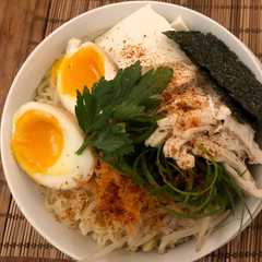 Ramen Instant Noodle With Ajitsuke Tamago Egg (Mie Instan ala Ramen) রেসিপির প্রধান ছবি