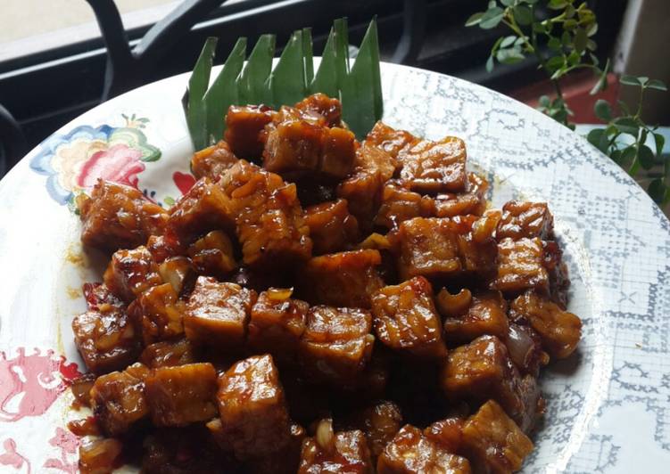 Resep Tempe Orek x Sambal Bawang Bu Rudy oleh Dyndyn Ardini - Cookpad