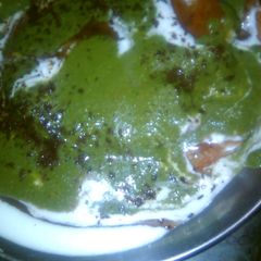 A picture of Aloo tikki chaat.