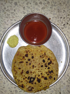 કોબીજ ના પરાઠા(cabbage paratha recipe in Gujarati) રેસીપી મુખ્ય ફોટો