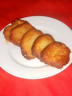 নারকেলের মালপোয়া (Coconut malpua recipe in Bengali) রেসিপির প্রধান ছবি