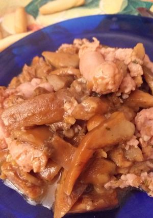 Una foto de Níscalos con salchichas de pollo