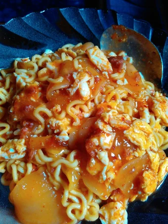 Langkah Gampang Membikin Resep Seblak kornet simpel yang Sempurna Anti Ribet, Uenak Banget