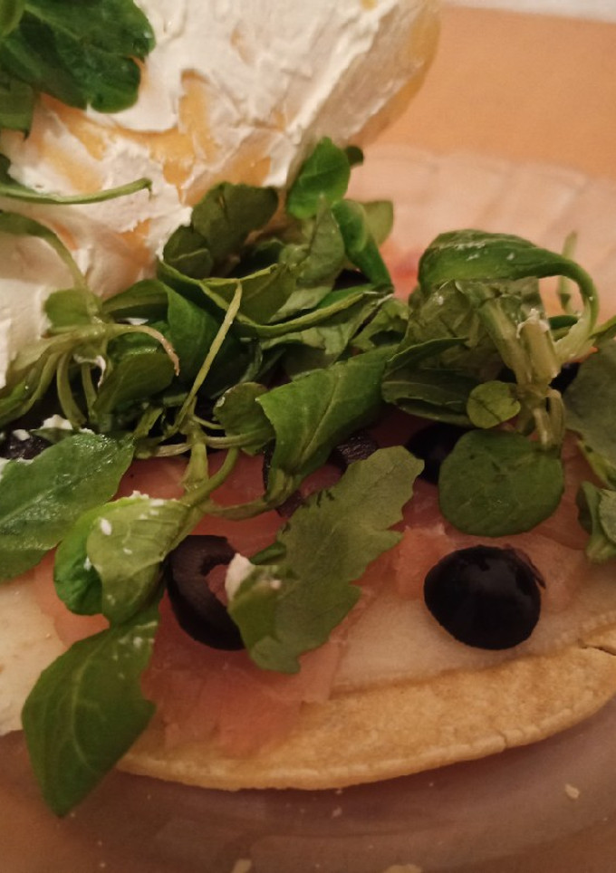 Una foto de Plato rápido: Wraps de salmón ahumado