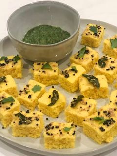 નાયલોન ખમણ ઢોકળાં (Nylon Khaman Dhokla Recipe In Gujarati) રેસીપી મુખ્ય ફોટો