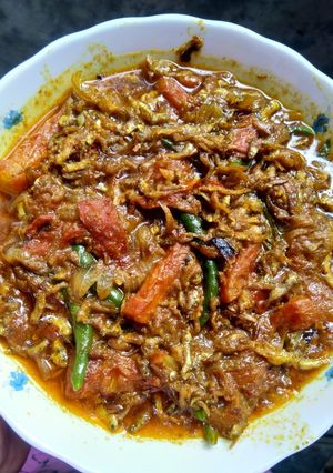 টমেটো দিয়ে কাচকি মাছের চচ্চড়ি রেসিপির প্রধান ছবি