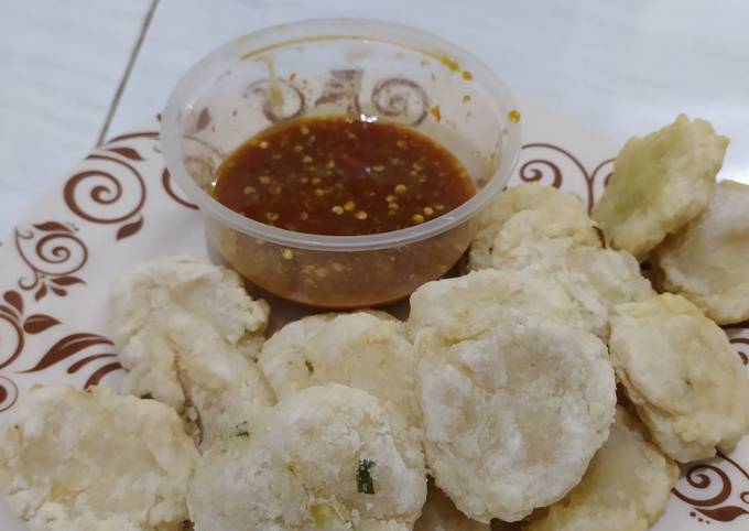 Langkah Mudah untuk Menyiapkan Rujak cireng (cireng nasi) yang Bikin Ngiler