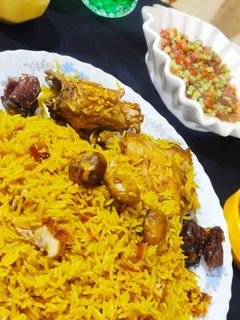 عکسی از دستور عدس پلو با مرغ ریش ریش