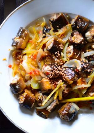 Hình của món Lươn xào sả ớt.