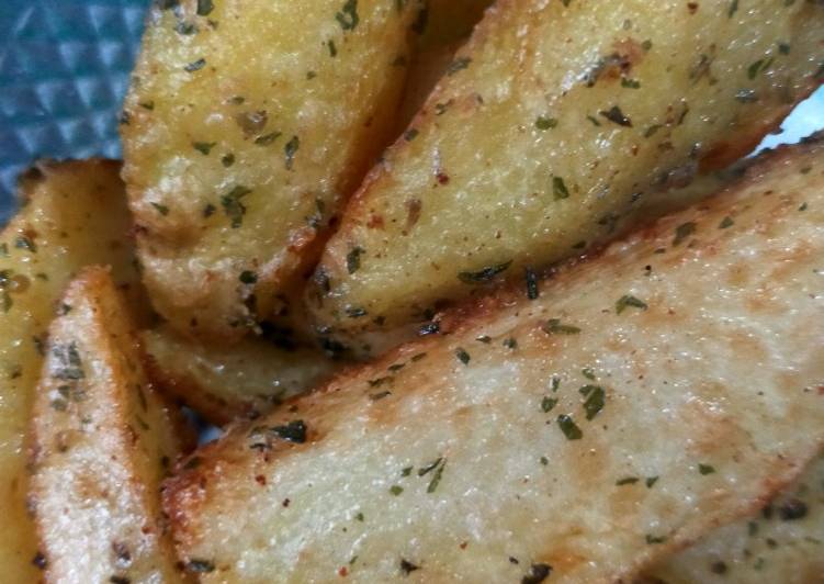 Cara Membuat Potato Wedges Goreng yang Lezat