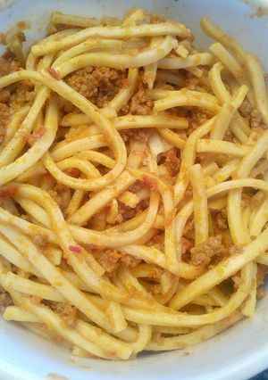 Una foto de Tallarines con carne molida